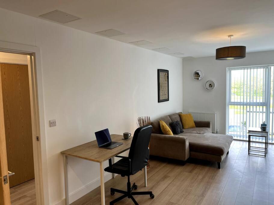 Modern 1 Bedroom Serviced Apartment - Near City Centre Doncaster Exterior foto